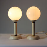 Paire de lampes en verre opalin, Tchécoslovaquie années 1970