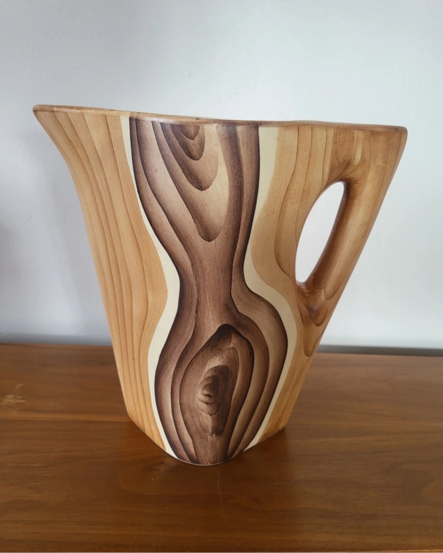 Pichet Vallauris in ceramic faux wood