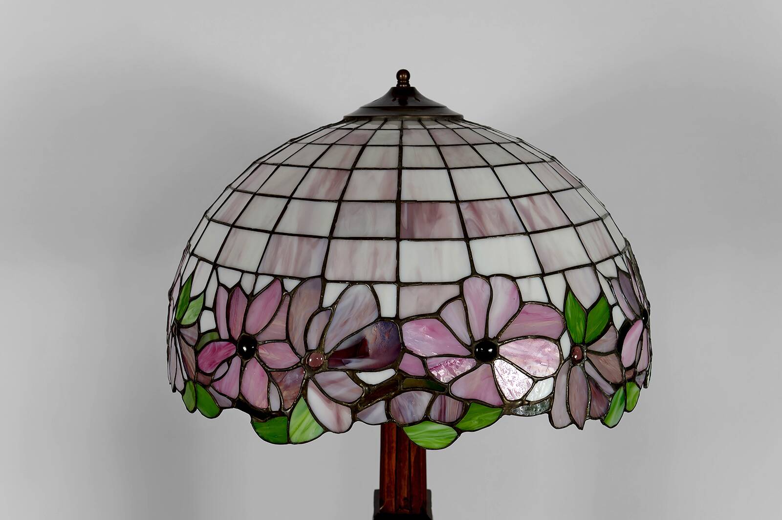 Important lampadaire arts & crafts, circa 1920