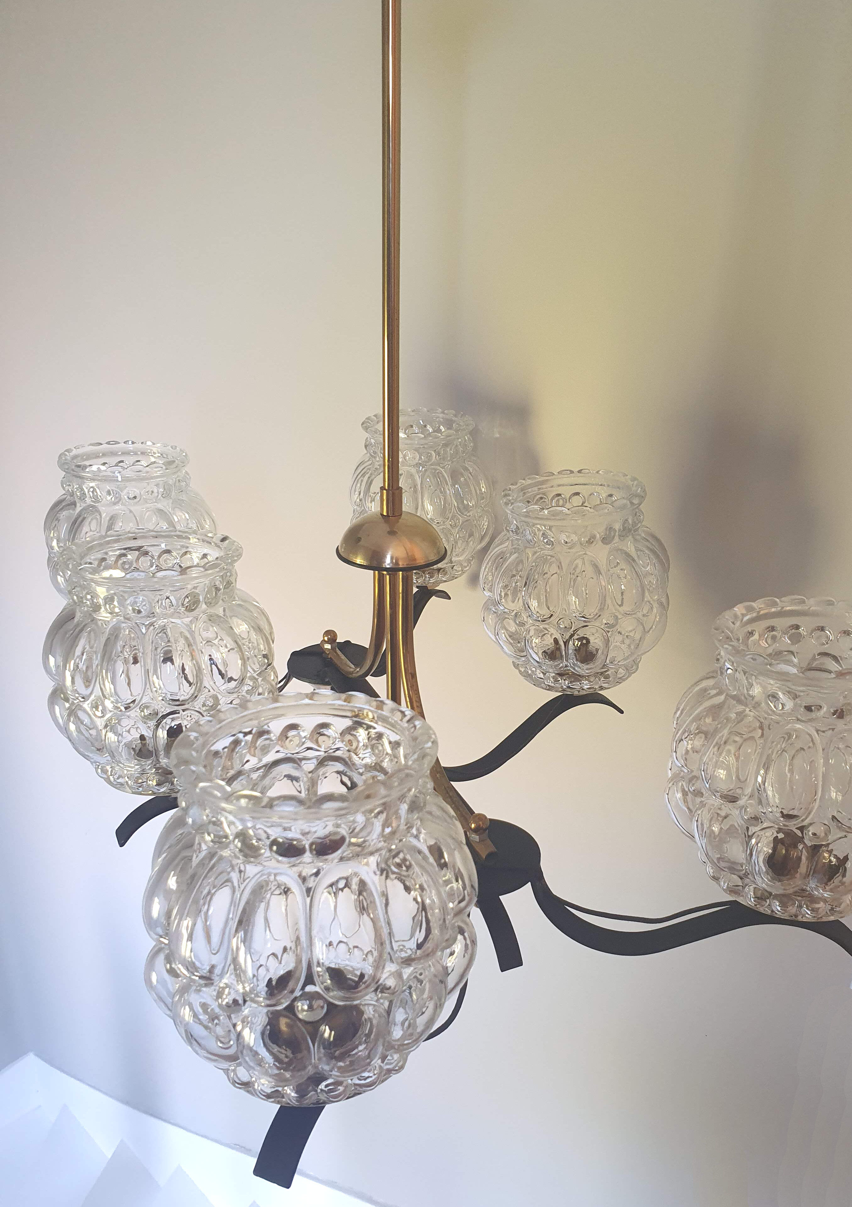 Suspension 50s/60s Arlus in brass and glass