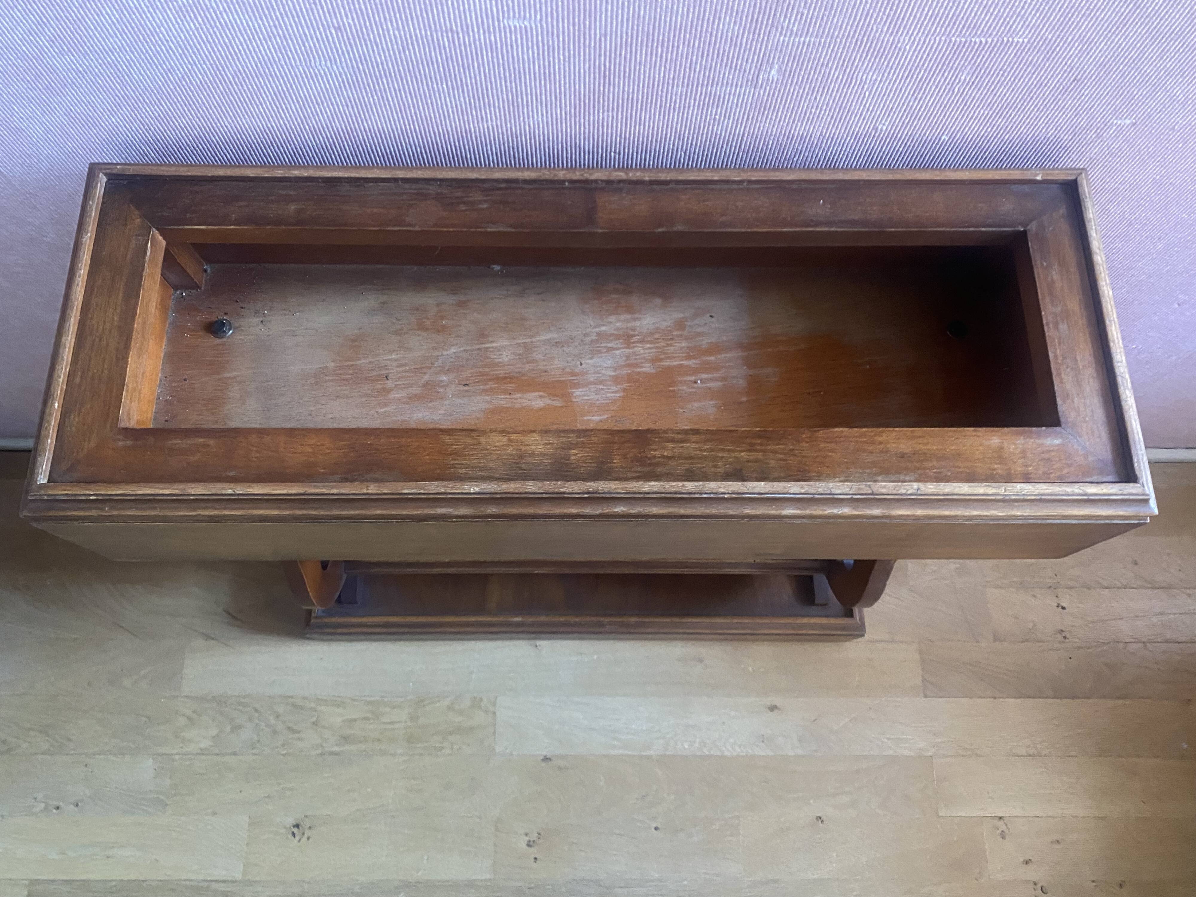 Jardinière en bois