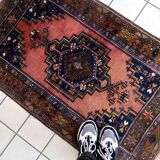 Vintage Afghan Baluch handmade carpet 87cm x 141cm 1940s