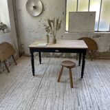 Oval pine farm table with 2m extensions