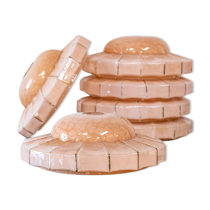 Lot de six abat-jours en opaline