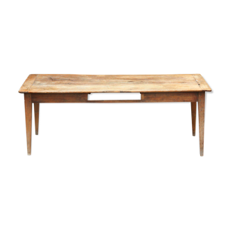 Farm table