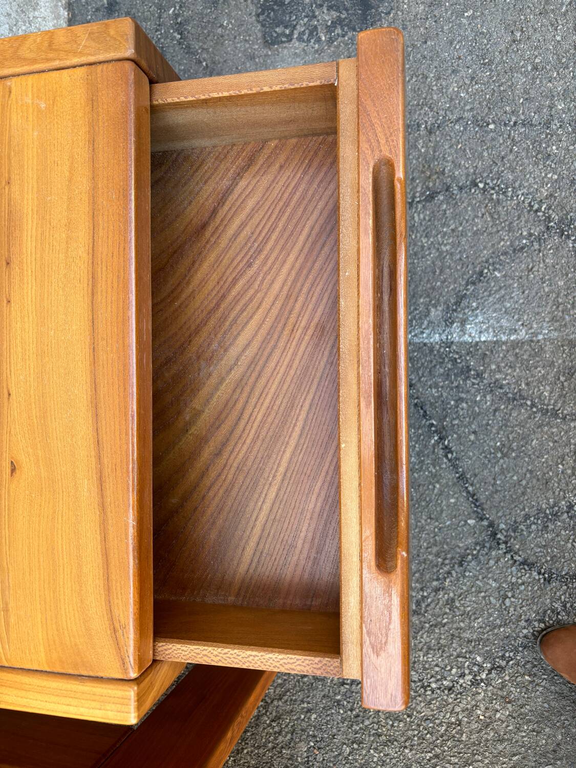 Pair of elm bedside tables Maison Regain 80'