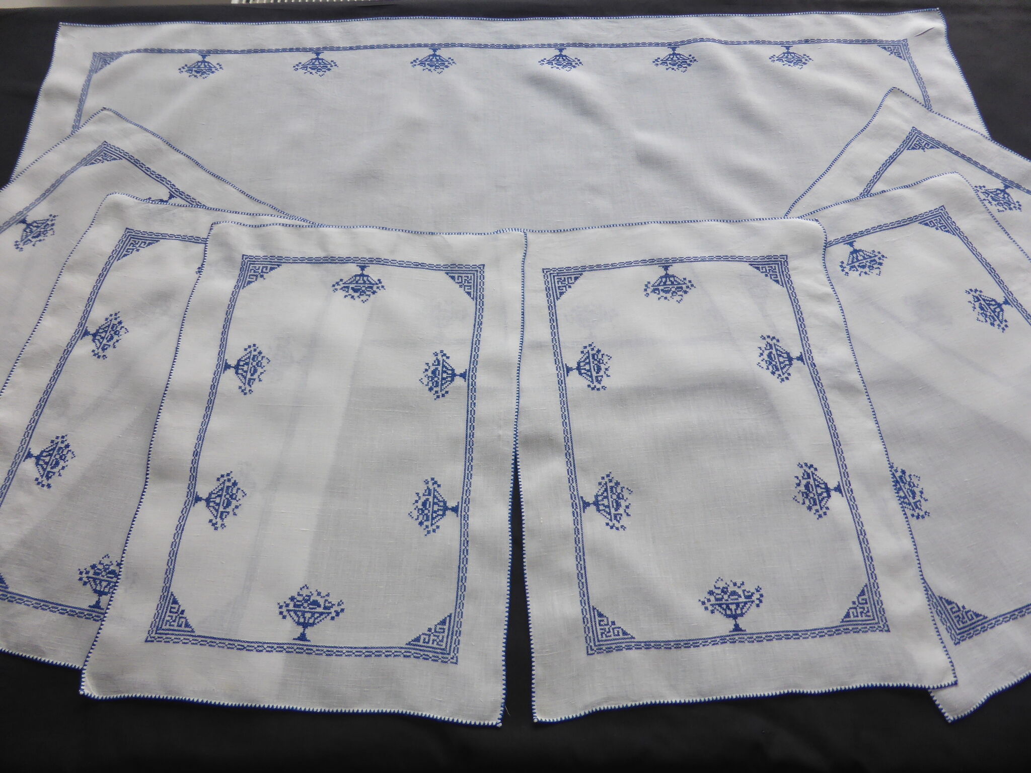 Old linen yarn case embroidered in blue with fruit baskets-6 Tray fund
