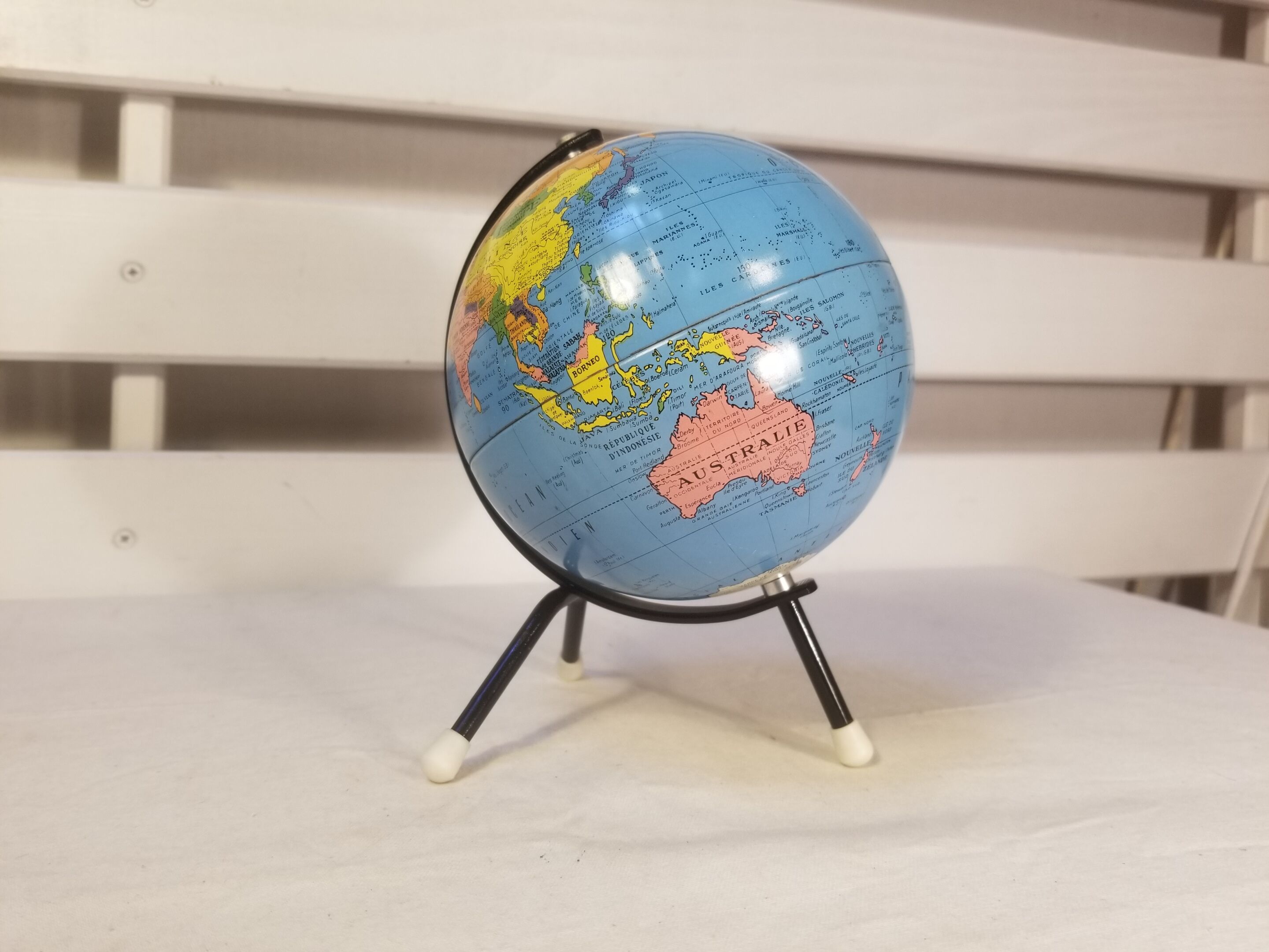 Globe taride metal- model 154