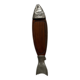 Fish cutting board