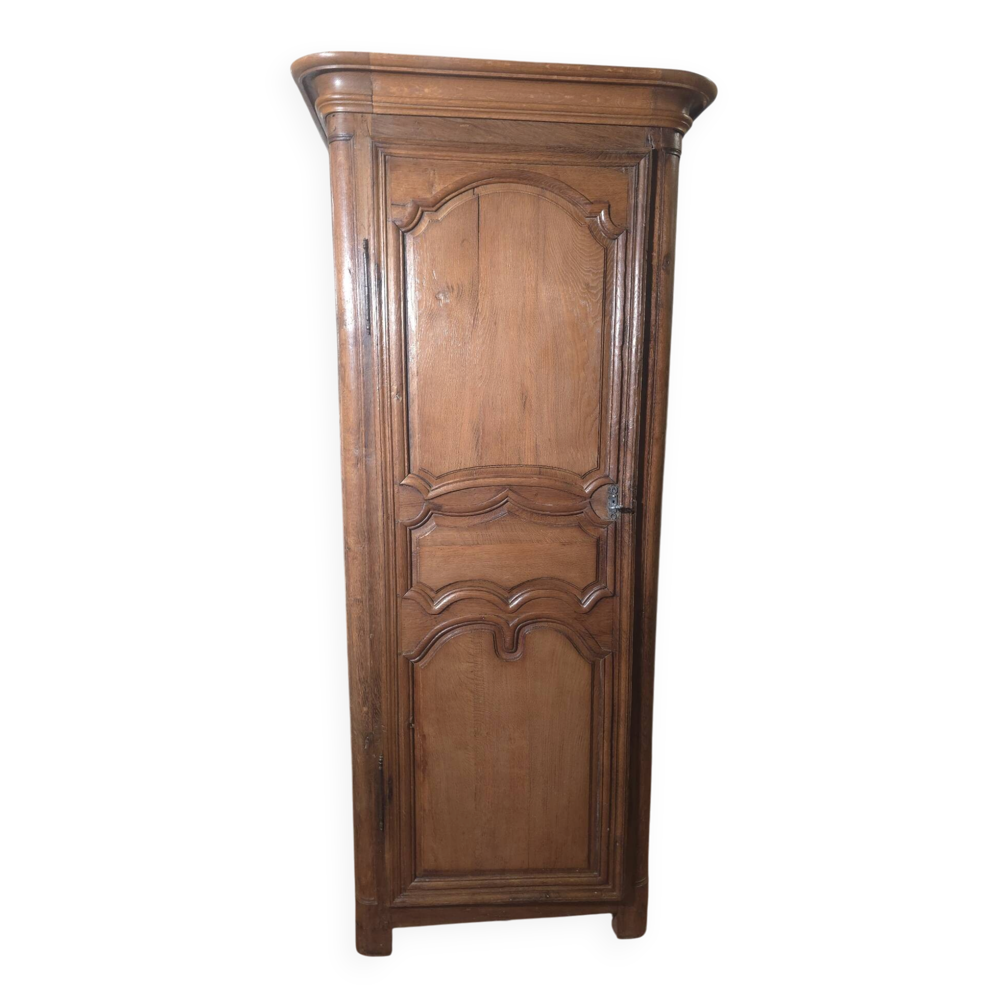 Wardrobe, oak bonnetière with moulding