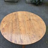 Table ronde en frêne