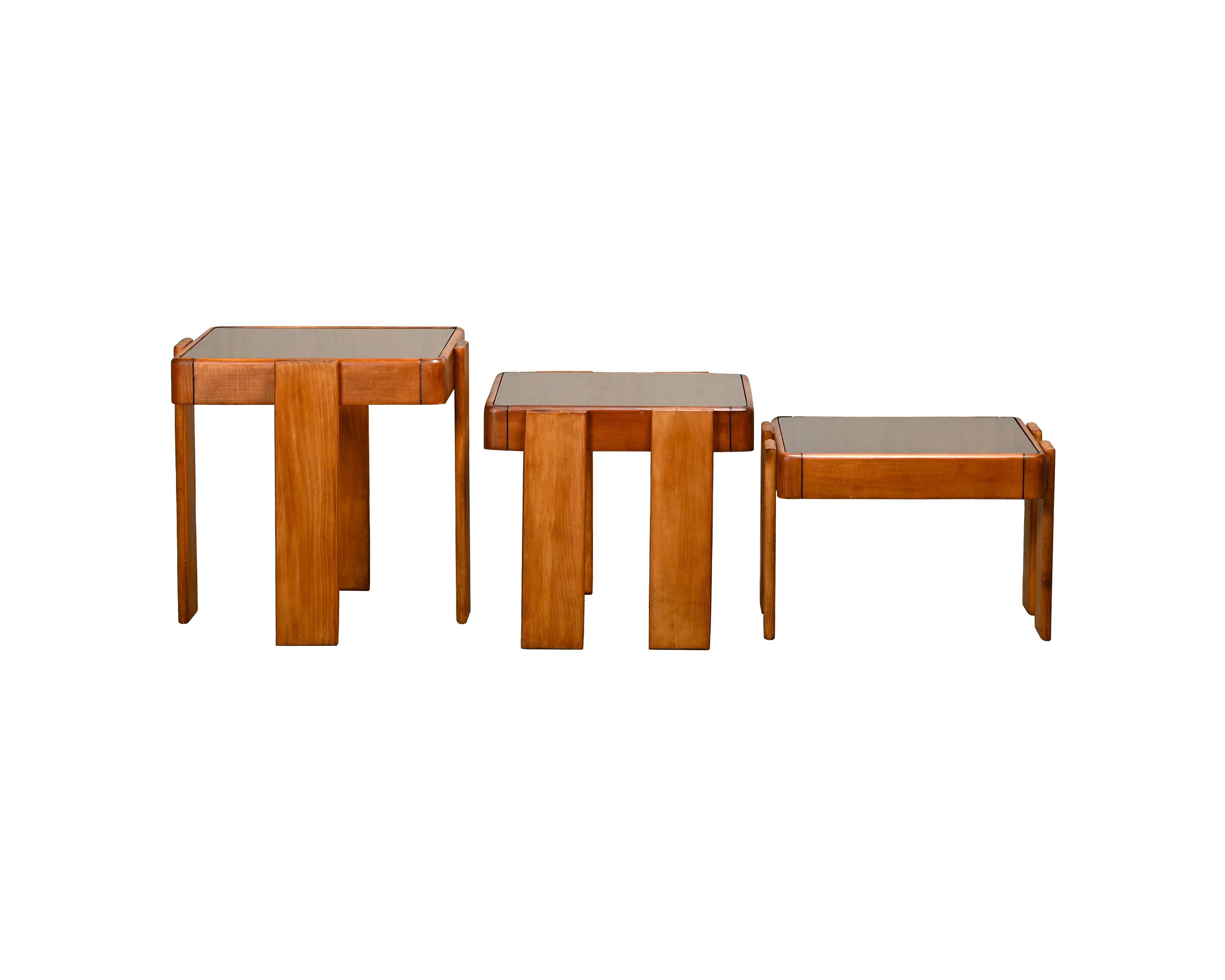 Gianfranco Frattini Nesting Tables in stained wood for Cassina and Meblo, 1