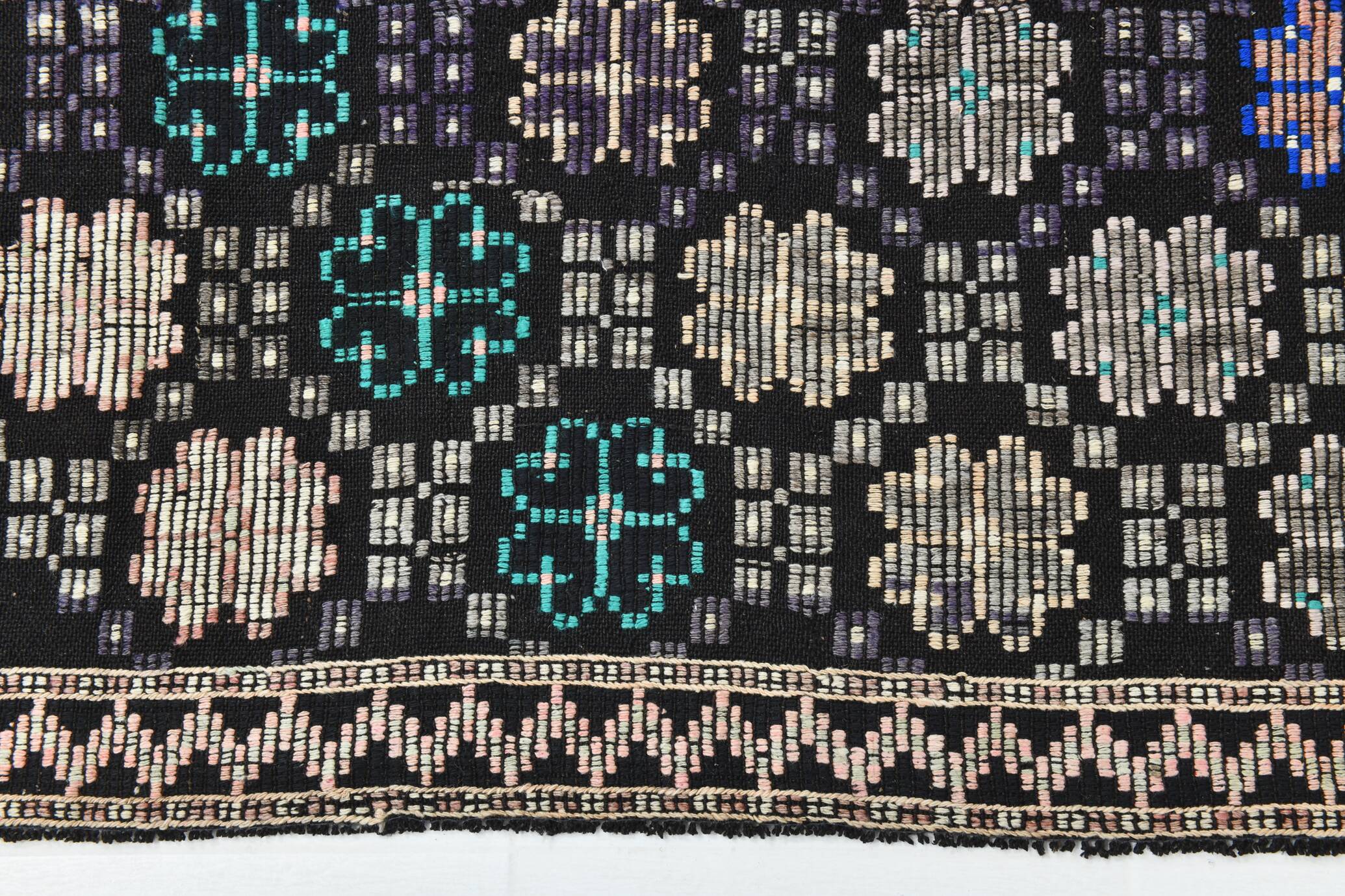 6x10 Geomtric Pattern Tribal Kilim Rug, 194x305 Cm