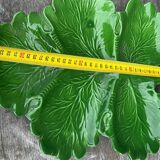 Green Ceramic Hors d'Oeuvres Dish in Leaf Shape, Art Deco Period