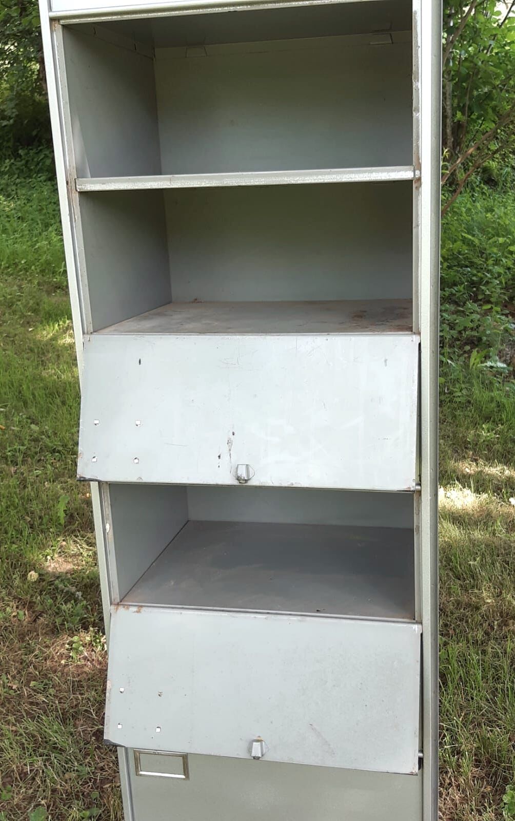 metal binder 9 drawers with clamshells