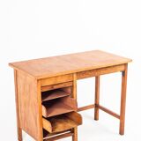 Kids desk