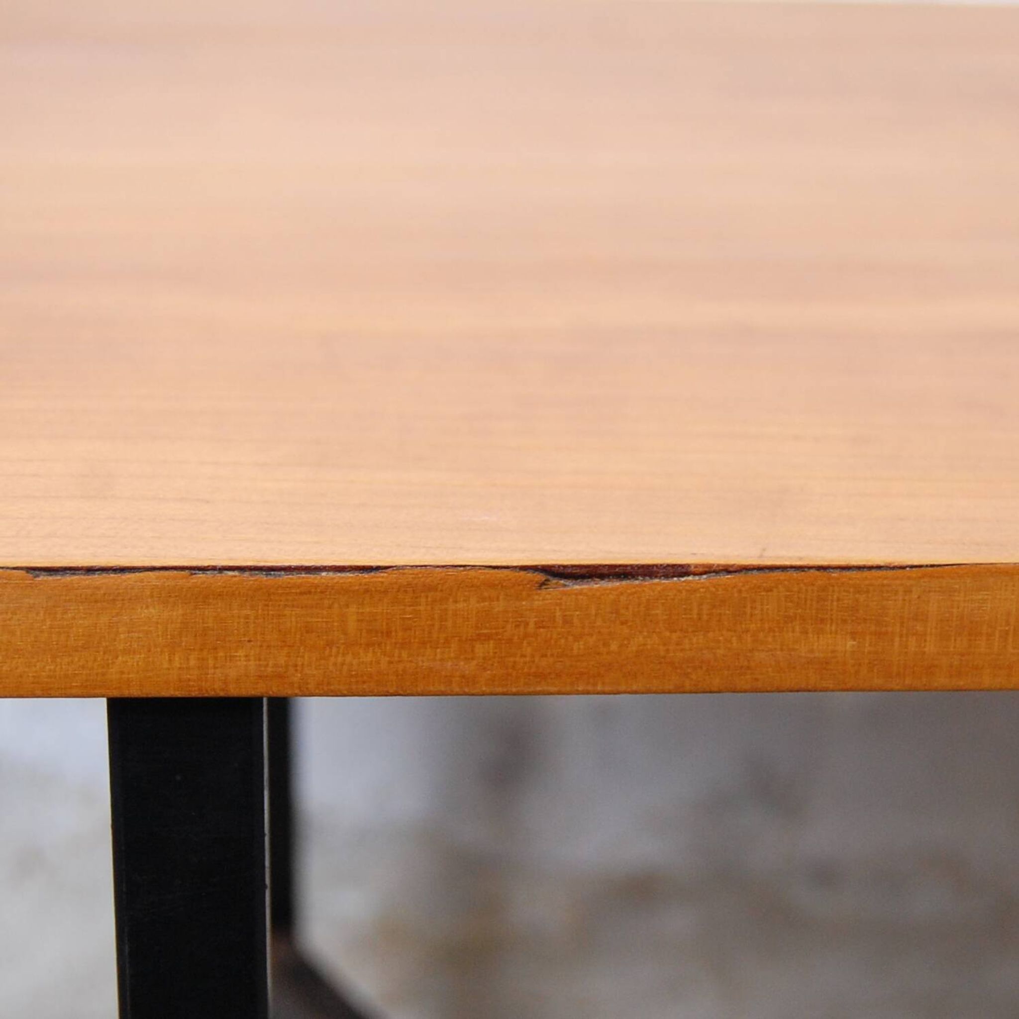 “59” coffee table by Pierre Guariche, Meurop edition 1959