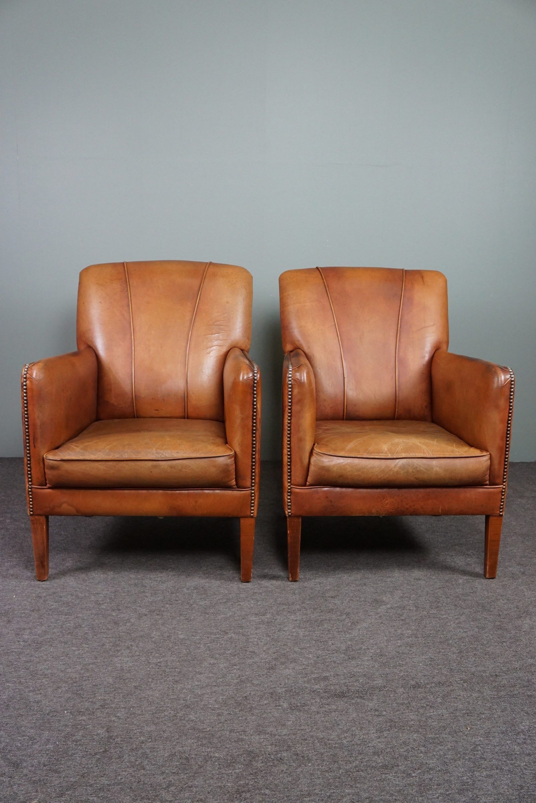 Set of 2 cowhide leather armchairs