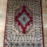 Handmade wool carpet from Pakistan