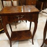 Side table in pink wood