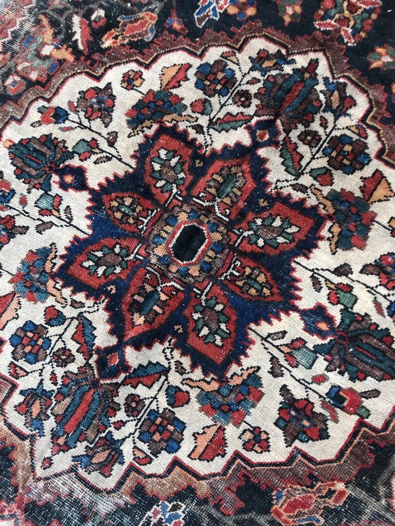 Carpet old persian bakhtiar made hand 176 x 300 cm