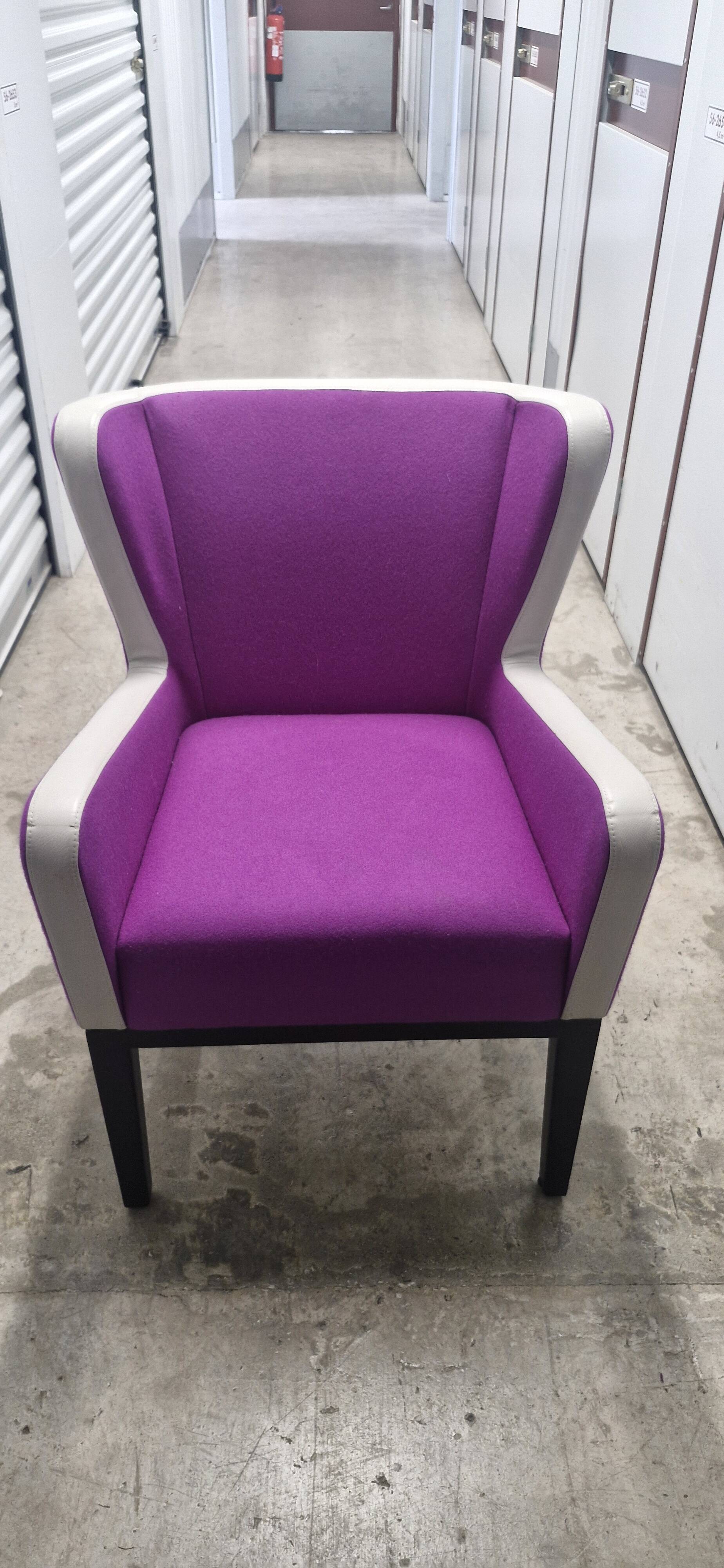 Armchair the heirs