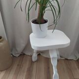 Tabouret en bois tripode