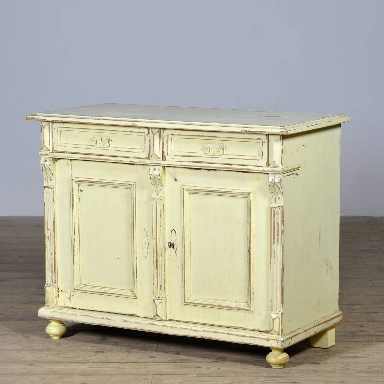 Buffet ancien en pin, vers 1910