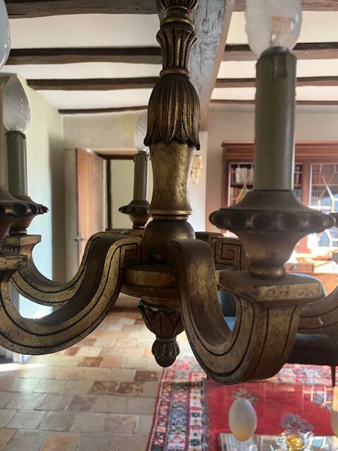 Golden wood chandelier with 6 lights