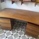 Bureau design en orme massif