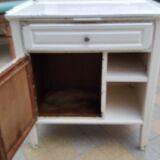Small storage unit
