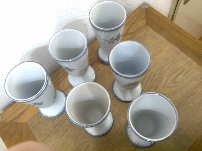 Set of 6 mazagrans with plant motif (carnations) blue-gray on white background