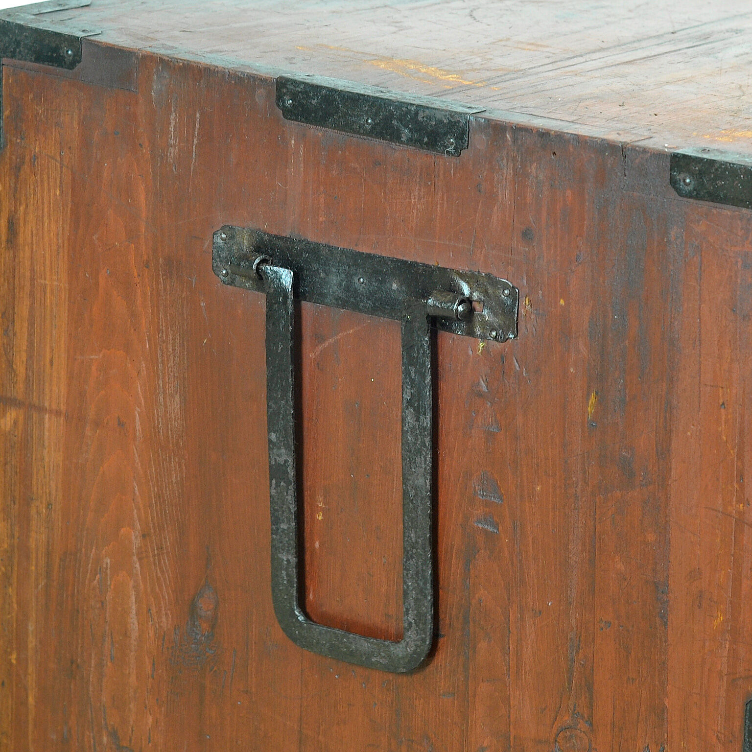 Japanese Tansu chest of drawers, circa 1870