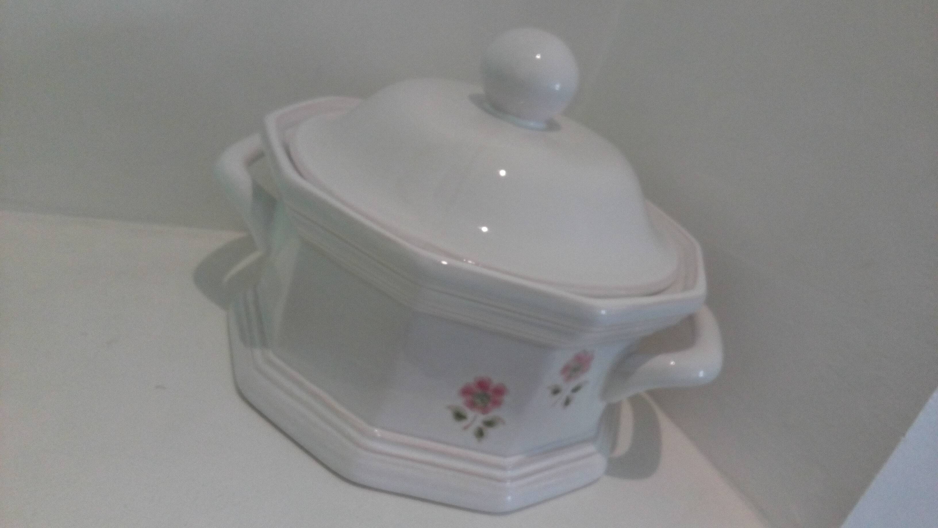 Niederviller white soup tureen