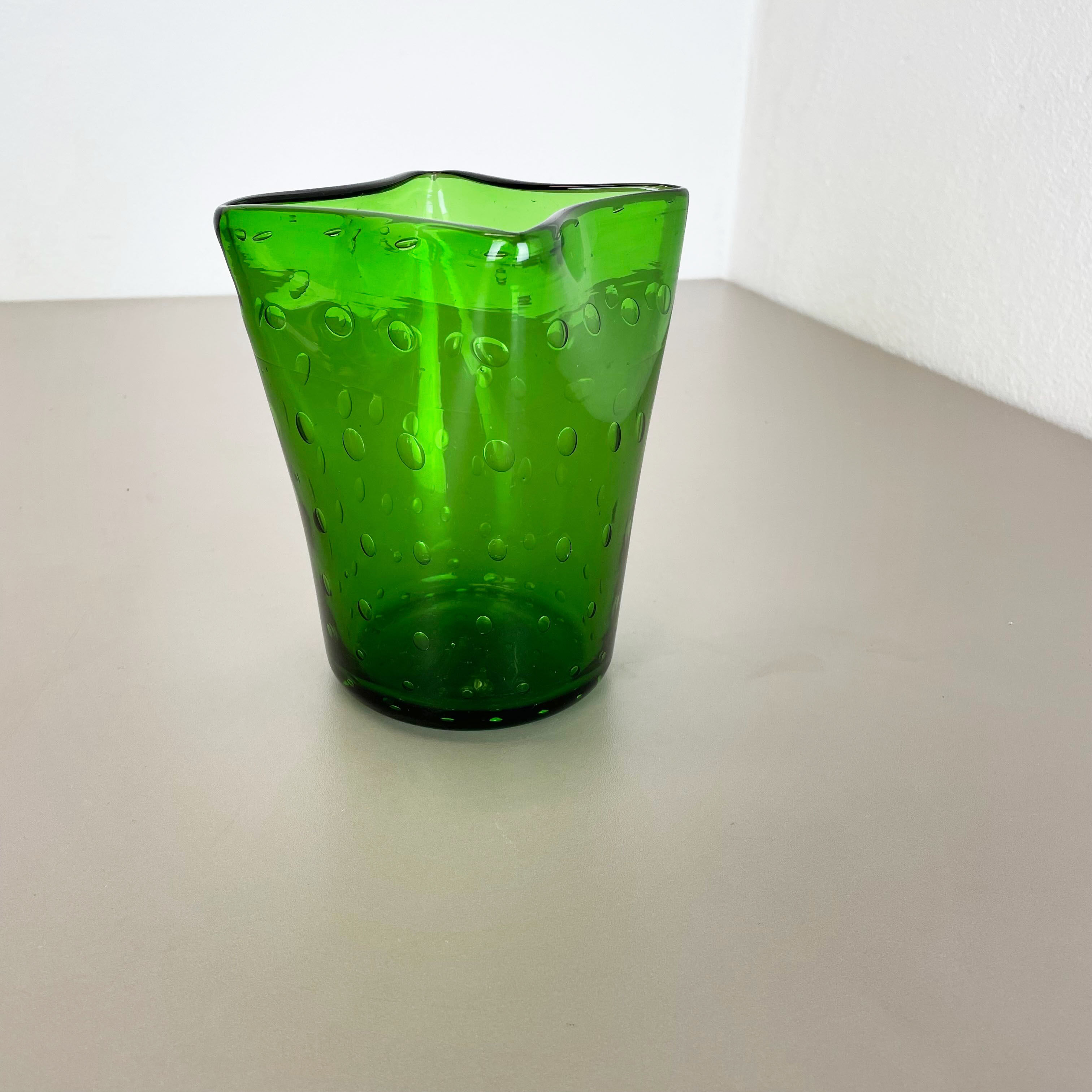 Murano Glass Bullicante Bubble "Green" Vase Element Shell Murano, Italy, 1970s