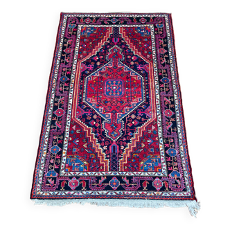 Tapis persan bordeaux rose et bleu nuit
