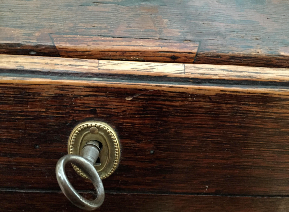 English oak scriban early 18th. Queen Anne Slope Office