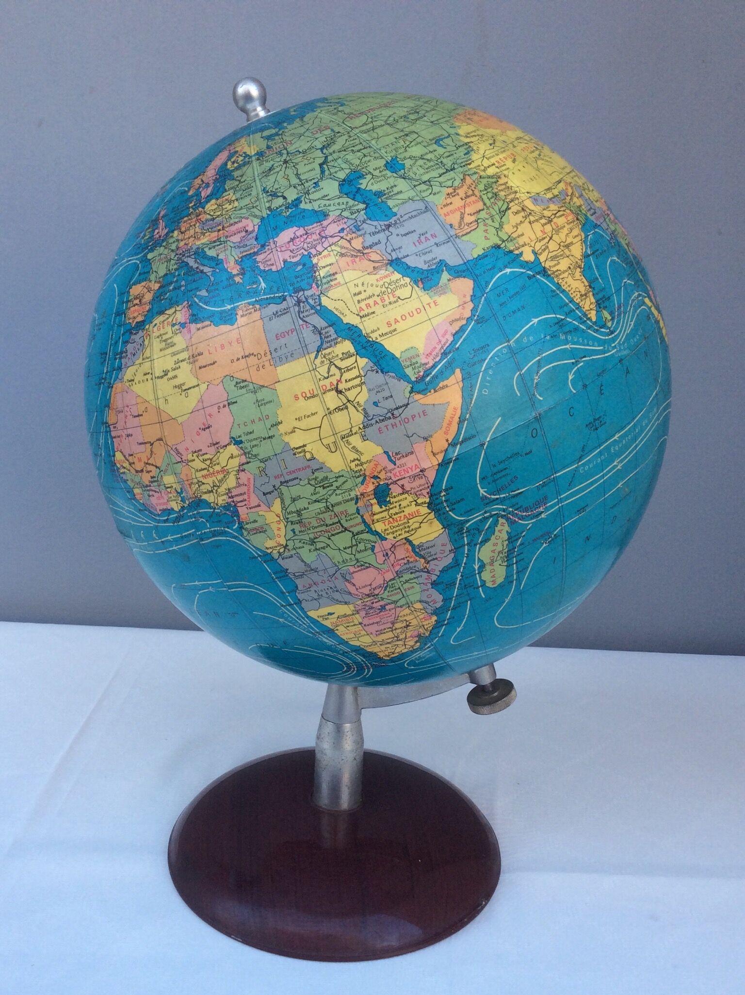 Taride earth globe, 1977