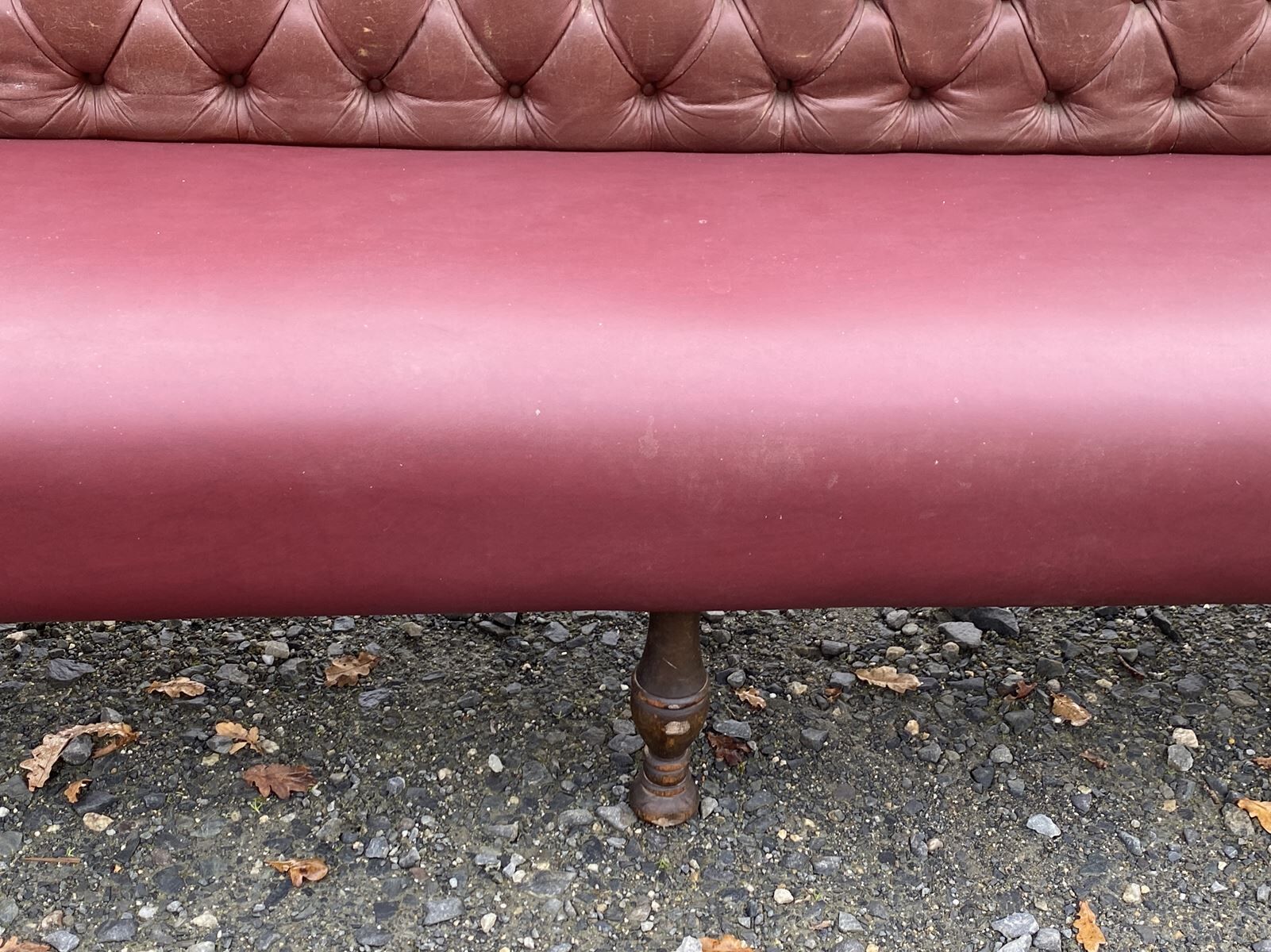 1930s bistro bench in faux leather