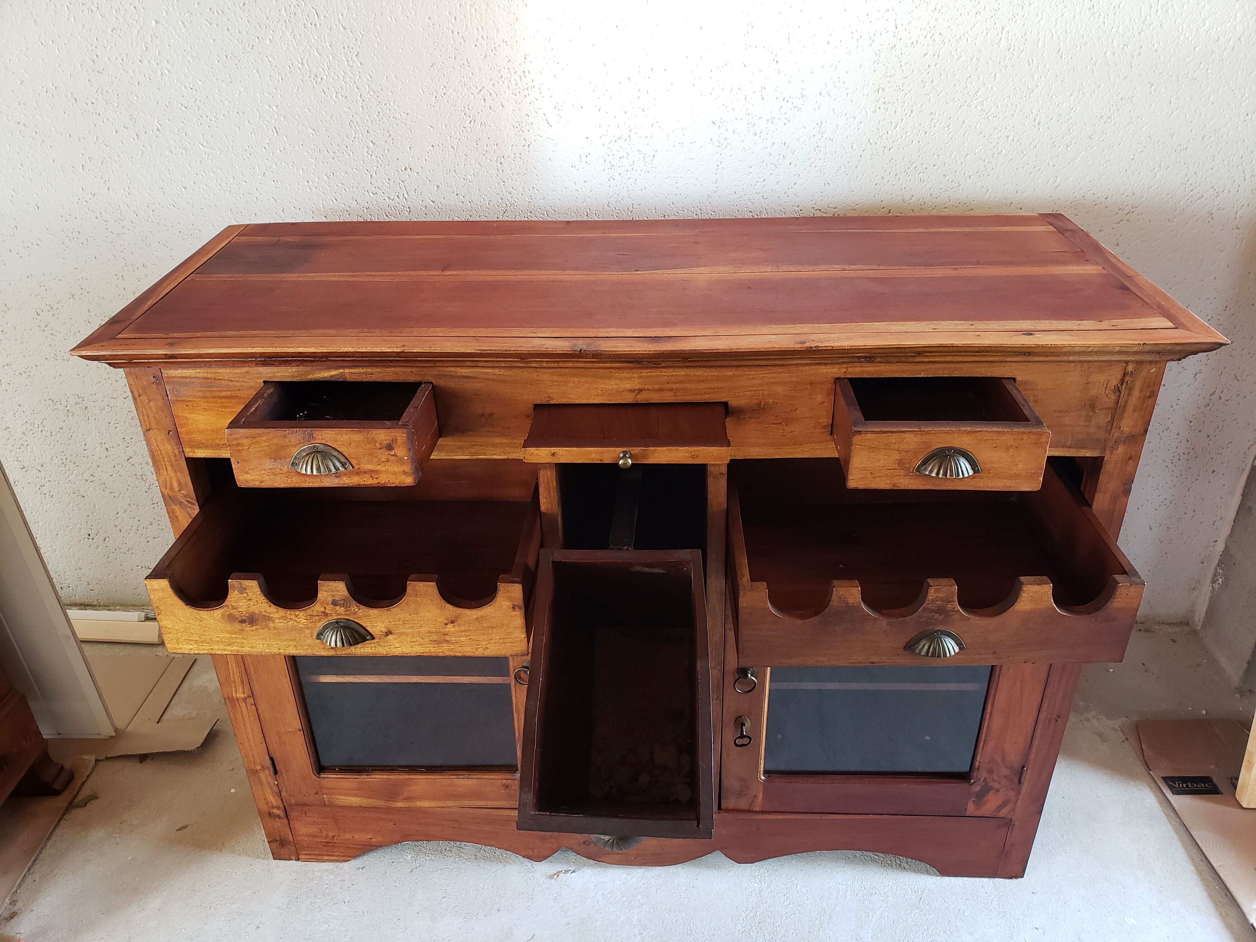 Farm kitchen furniture