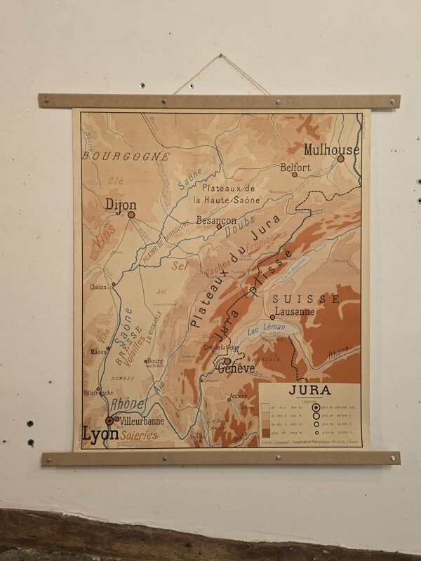 Carte de géographie carte d'école Jura et massif central