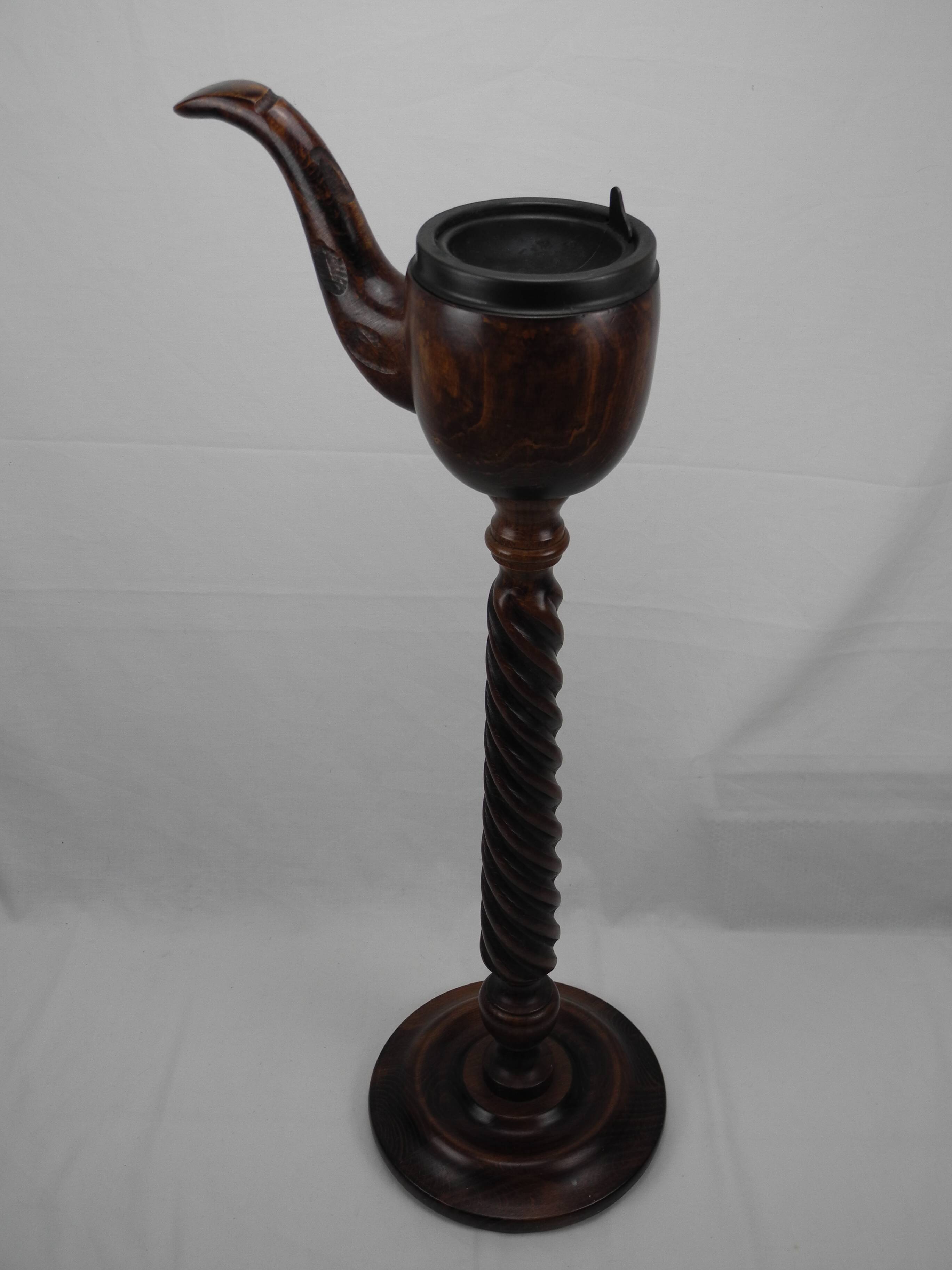 old vintage decorative pipe ashtray ashtray