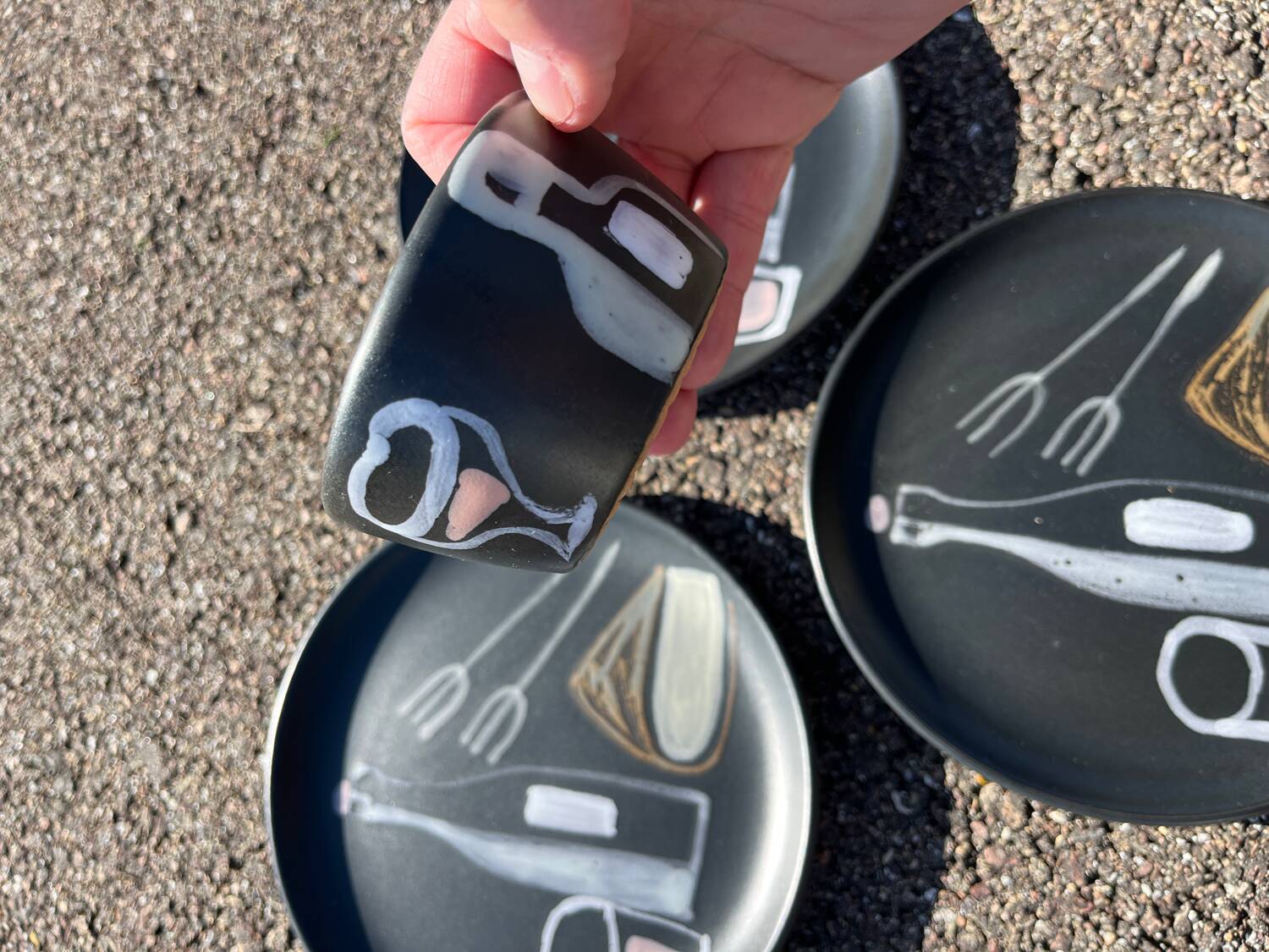 Set of 3 vintage 1960 ceramic plates