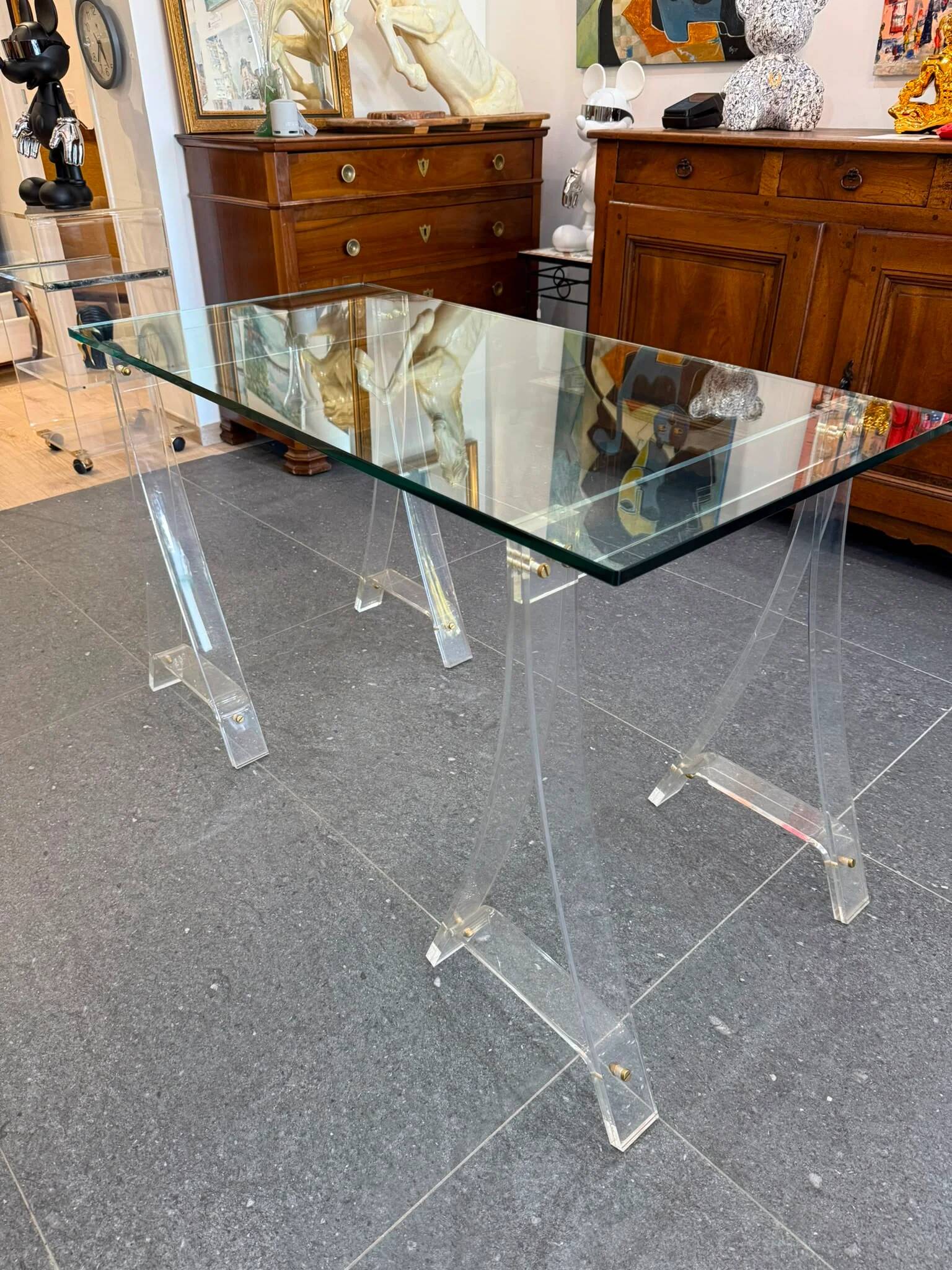 Marais International – Table and 2 chairs "The Invisibles by Marais"