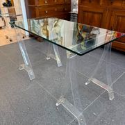 Marais International – Table and 2 chairs "The Invisibles by Marais"