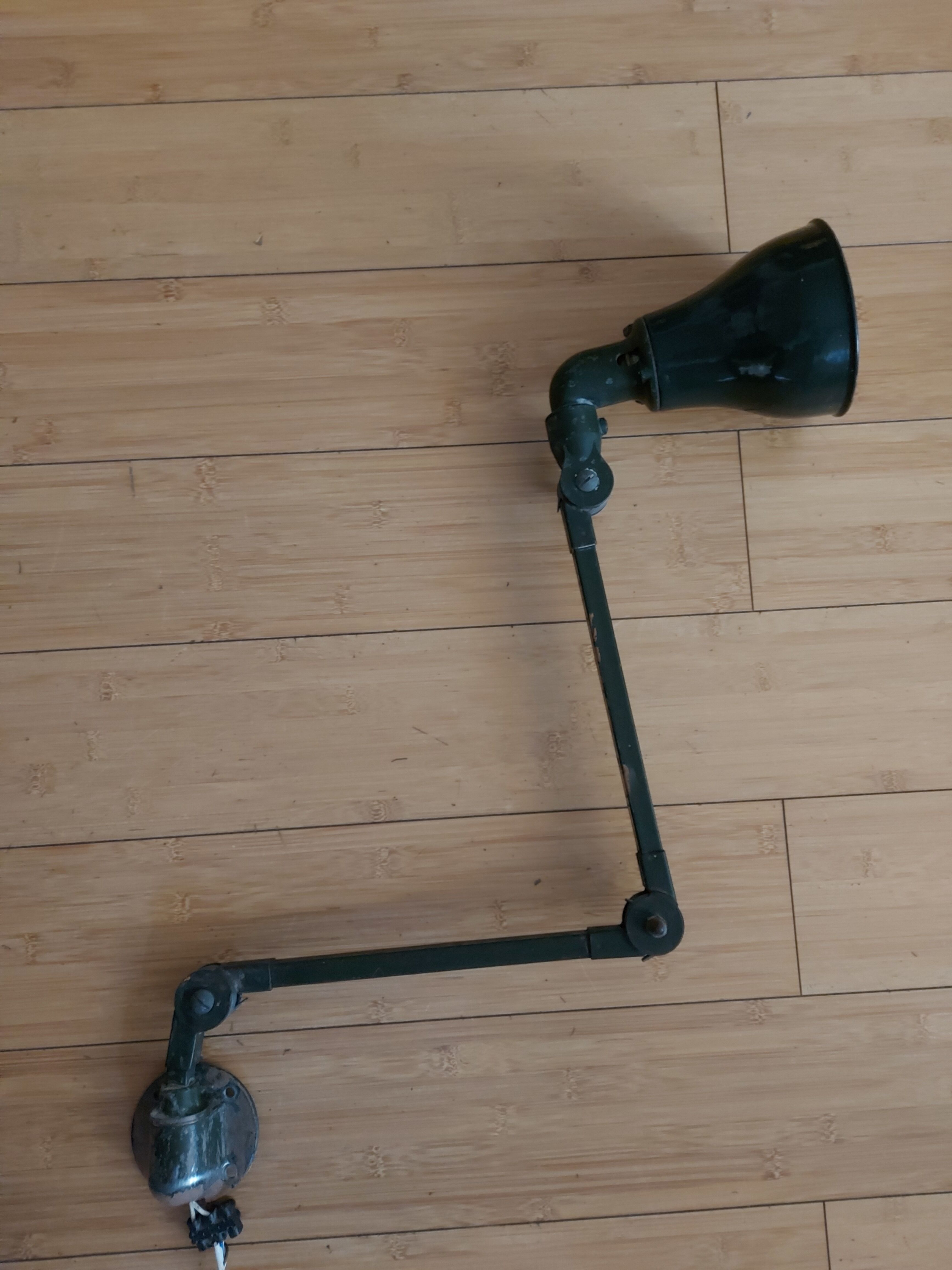 Lampe articulée industrielle des années 40'S Invisaflex