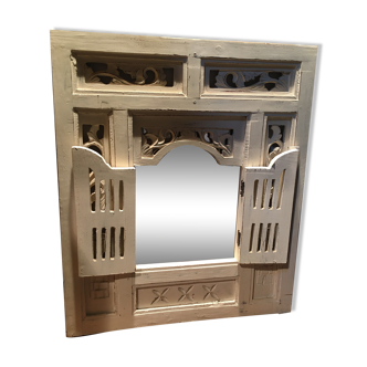 Mirror with colonial style shutters 60x70cm