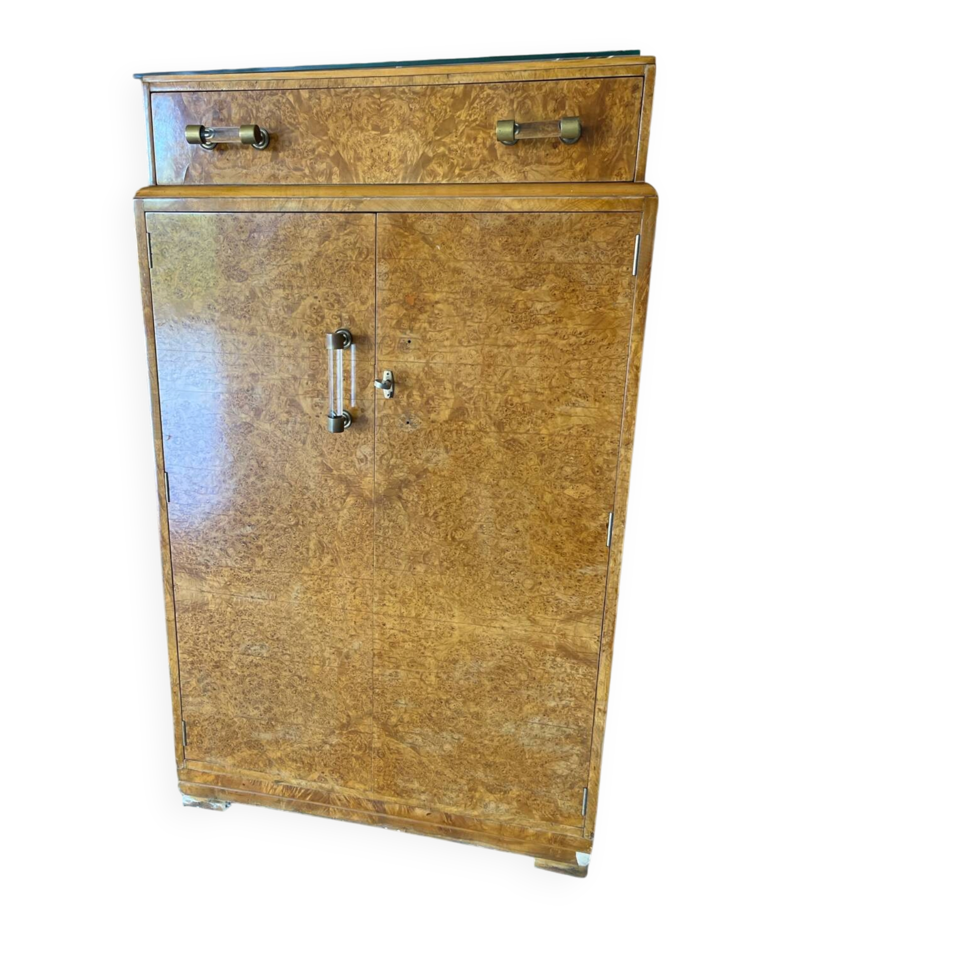 Meuble de rangement loupe d’orme