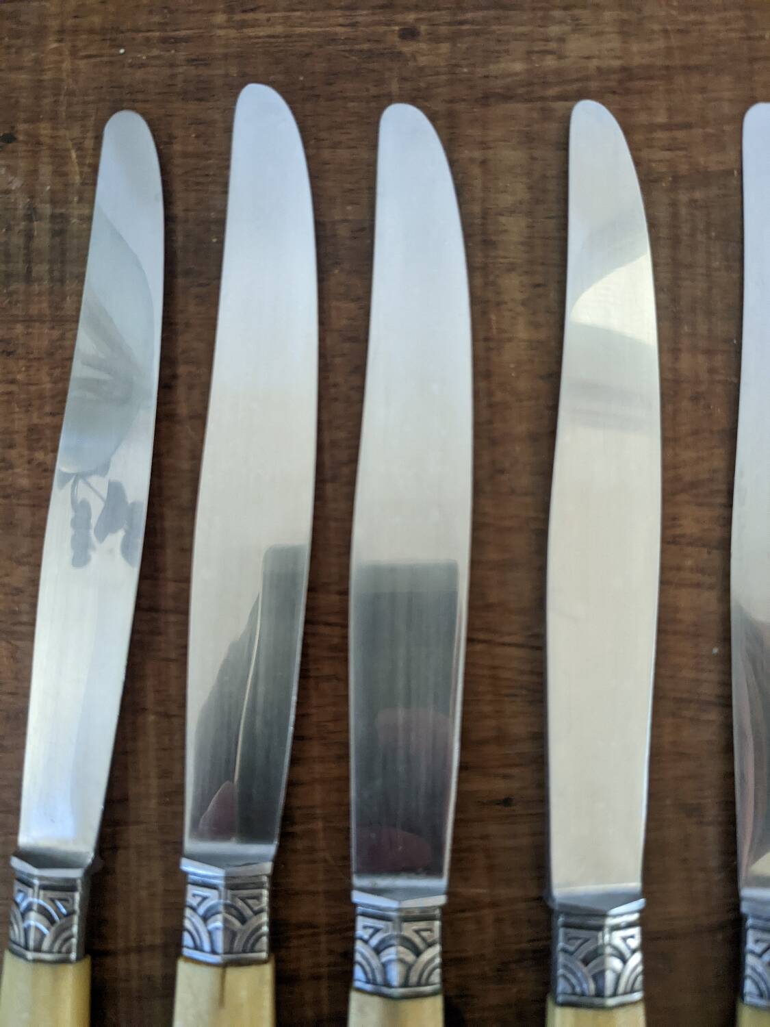 Set of 7 Apollonox knives