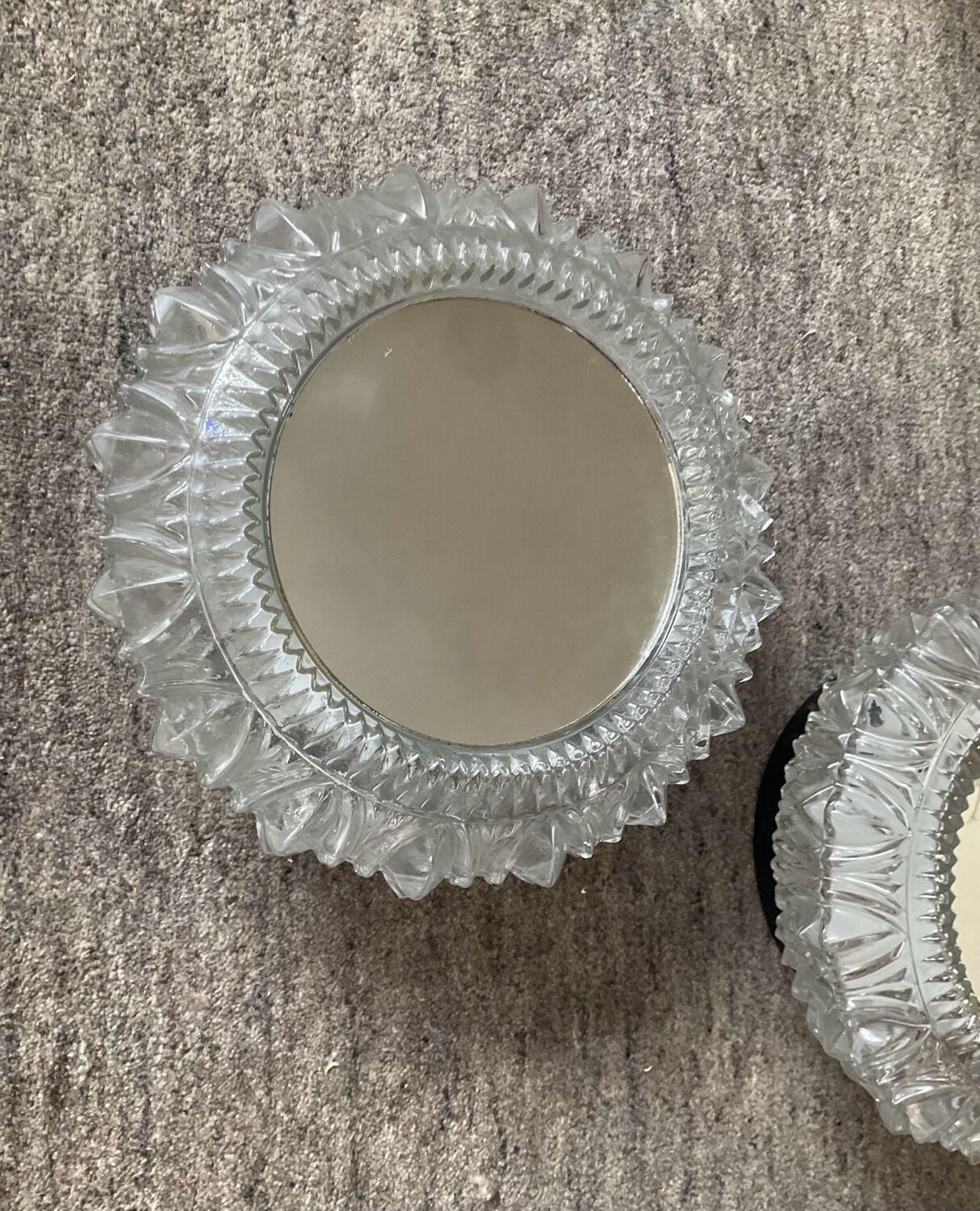 Pair of vintage sconces in molded glass 70s